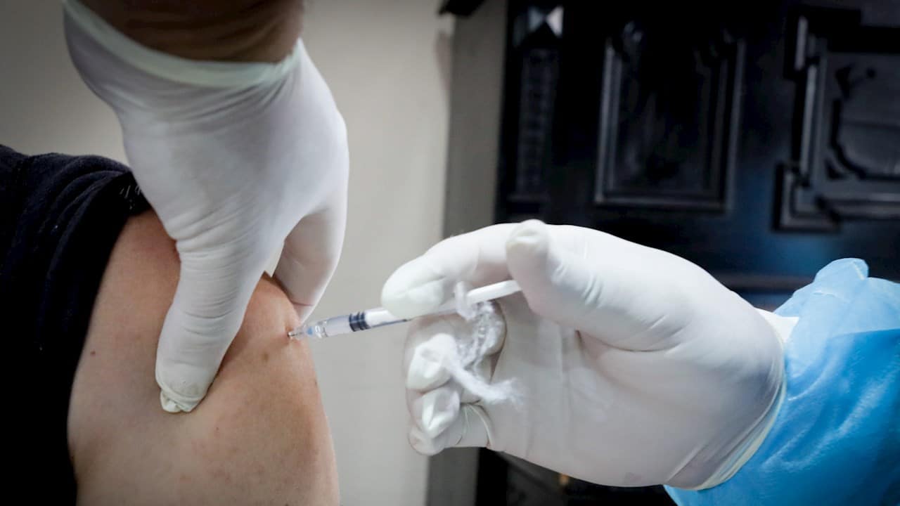 Brasil no cree necesario vacunar a maestros