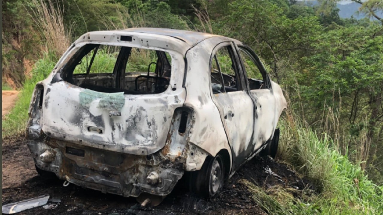 Hallan 4 cuerpos dentro de vehículo calcinado en Chiapas