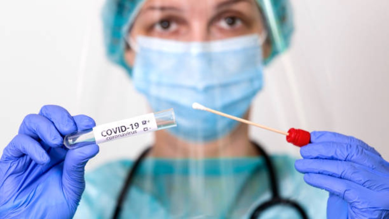Bélgica detecta 2 variantes de COVID-19 en mujer fallecida