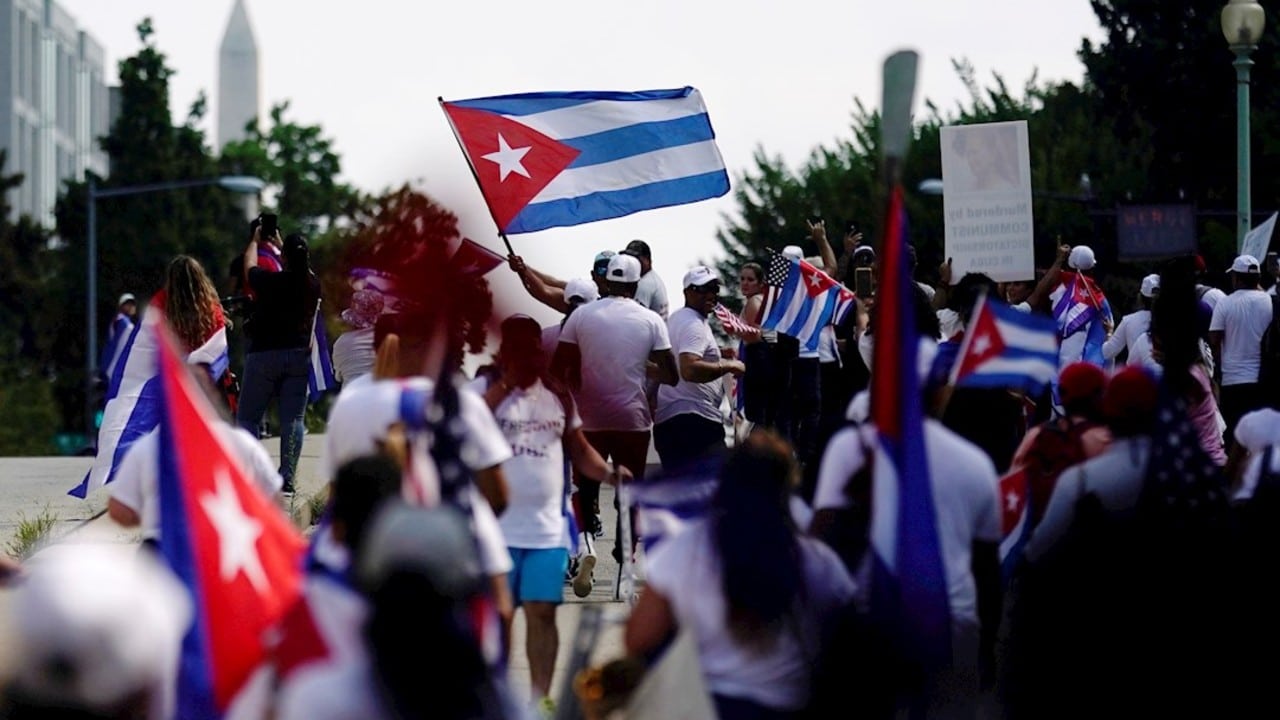Cientos de manifestantes reclaman "libertad para Cuba" en Washington