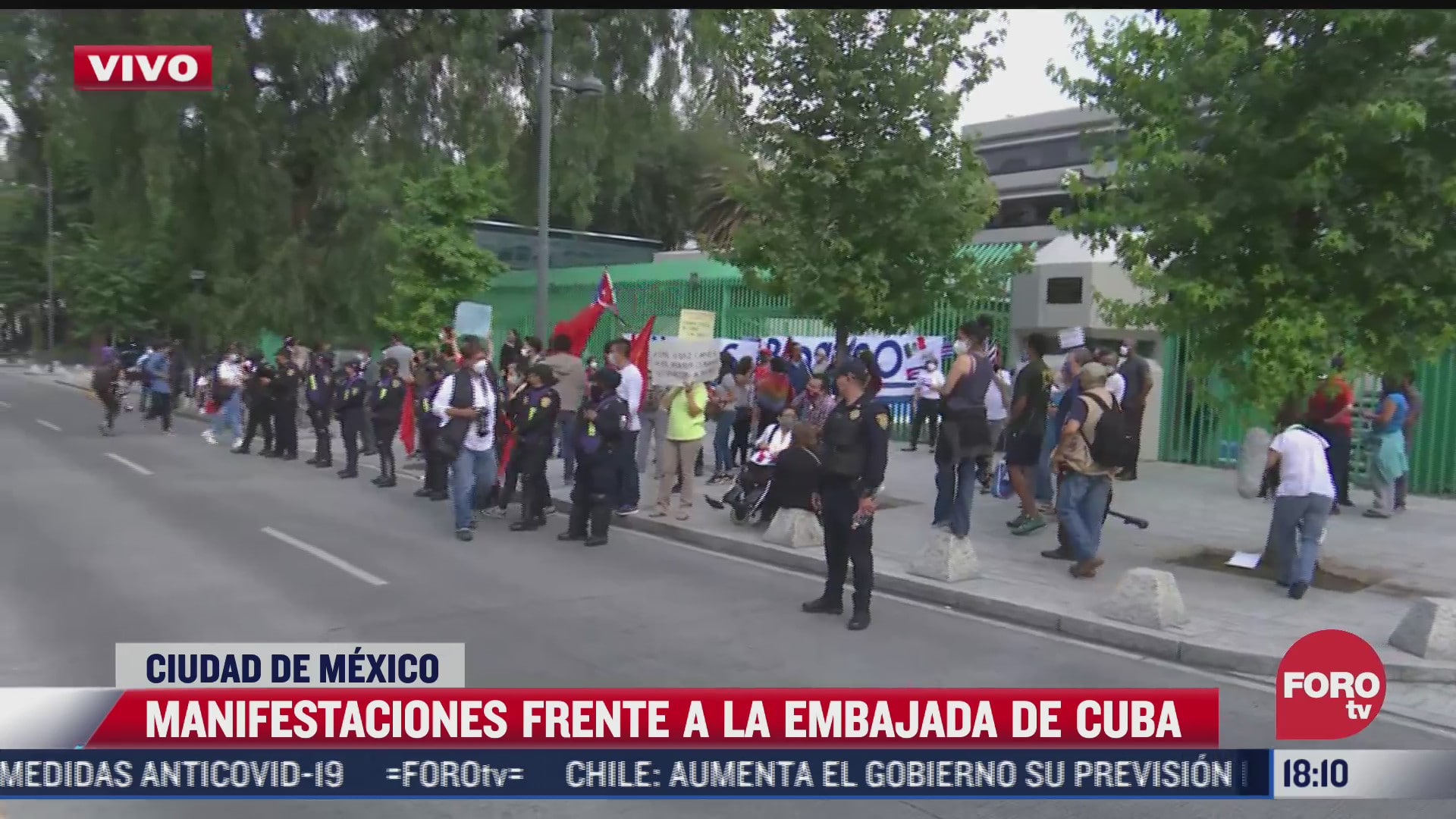 continuan las protestas frente a la embajada de cuba en la cdmx