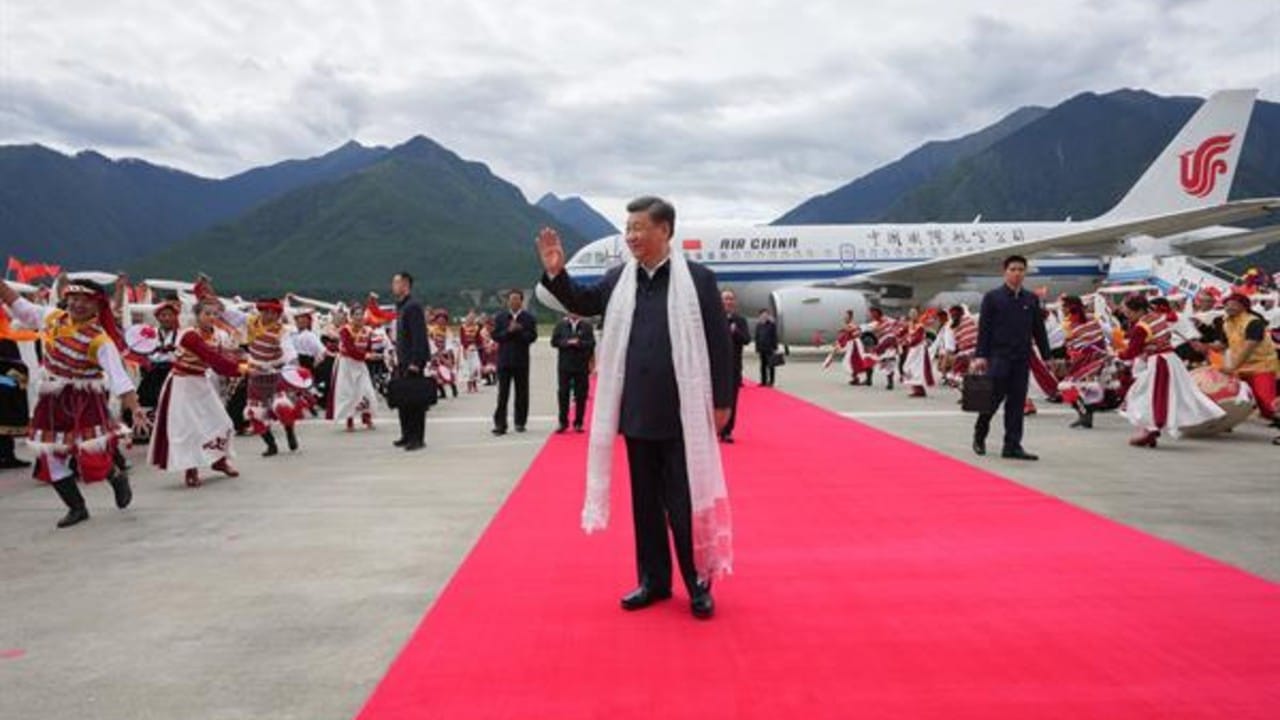 El presidente de China, Xi Jinping, en el Tíbet