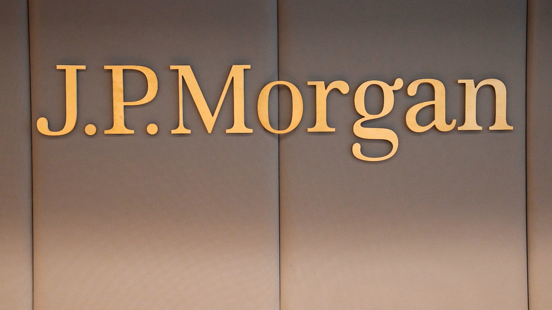 JP Morgan y Deutsche Bank cierran sus oficinas en México