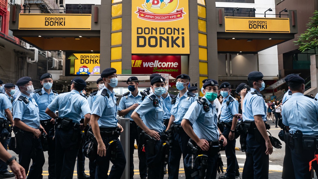 Oficiales de policía en Hong Kong (Getty Images)