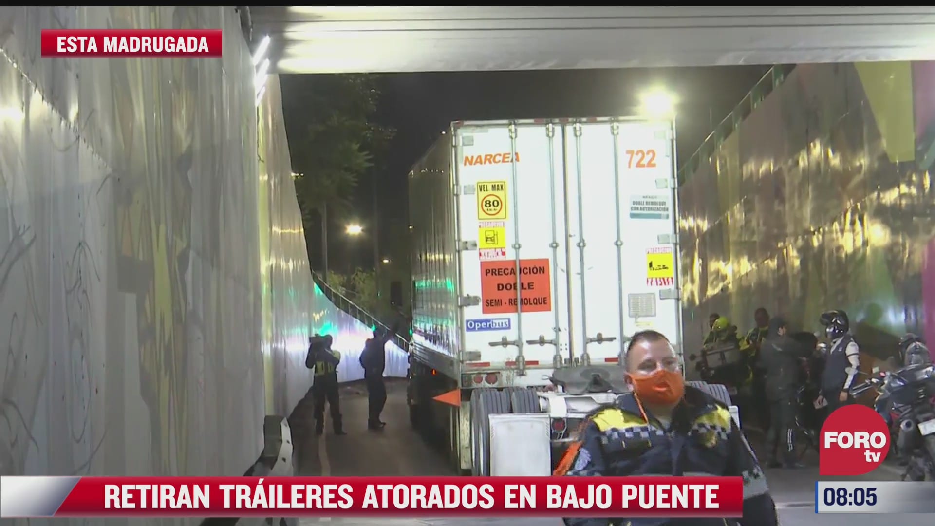 reabren circulacion en av chapultepec cdmx tras retirar traileres atorados