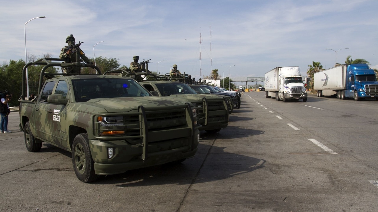 Miembros del Ejército, arriban a la carretera Monterrey-Nuevo Laredo