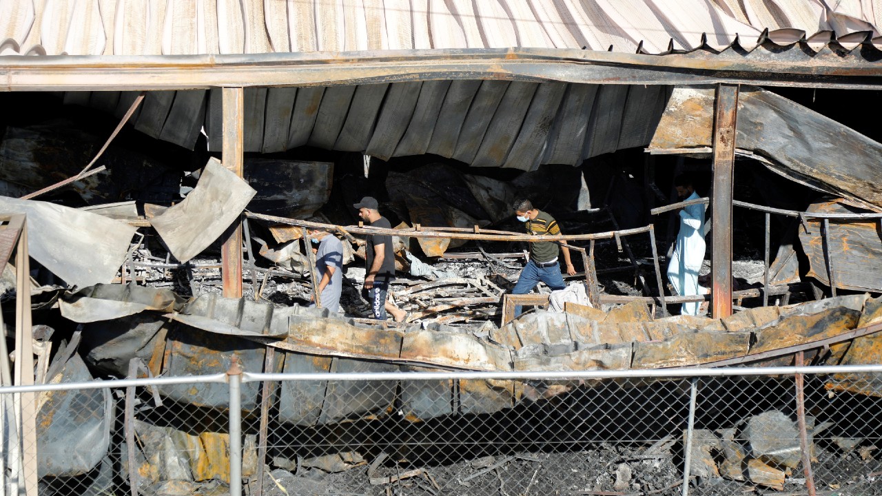 Sube a 64 muertos por incendio en un hospital COVID en Irak – Noticieros  Televisa