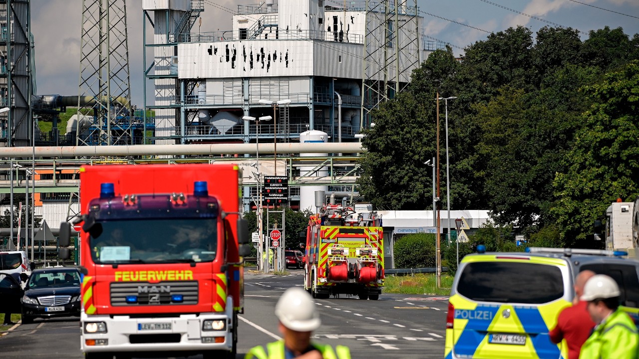 Suben a dos los muertos en explosión en parque químico de Leverkusen, hay 5 desaparecidos.