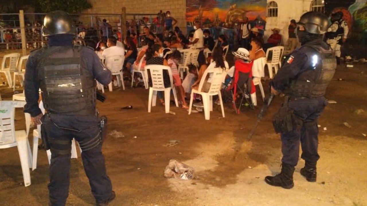 Suspenden jaripeo con más de 500 asistentes en Acapulco, Guerrero