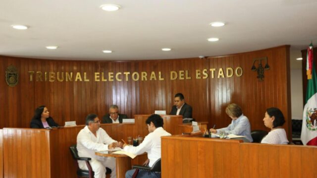 Sesión del Tribunal Electoral del Estado (TEE) (Tribunal Electoral del Estado)