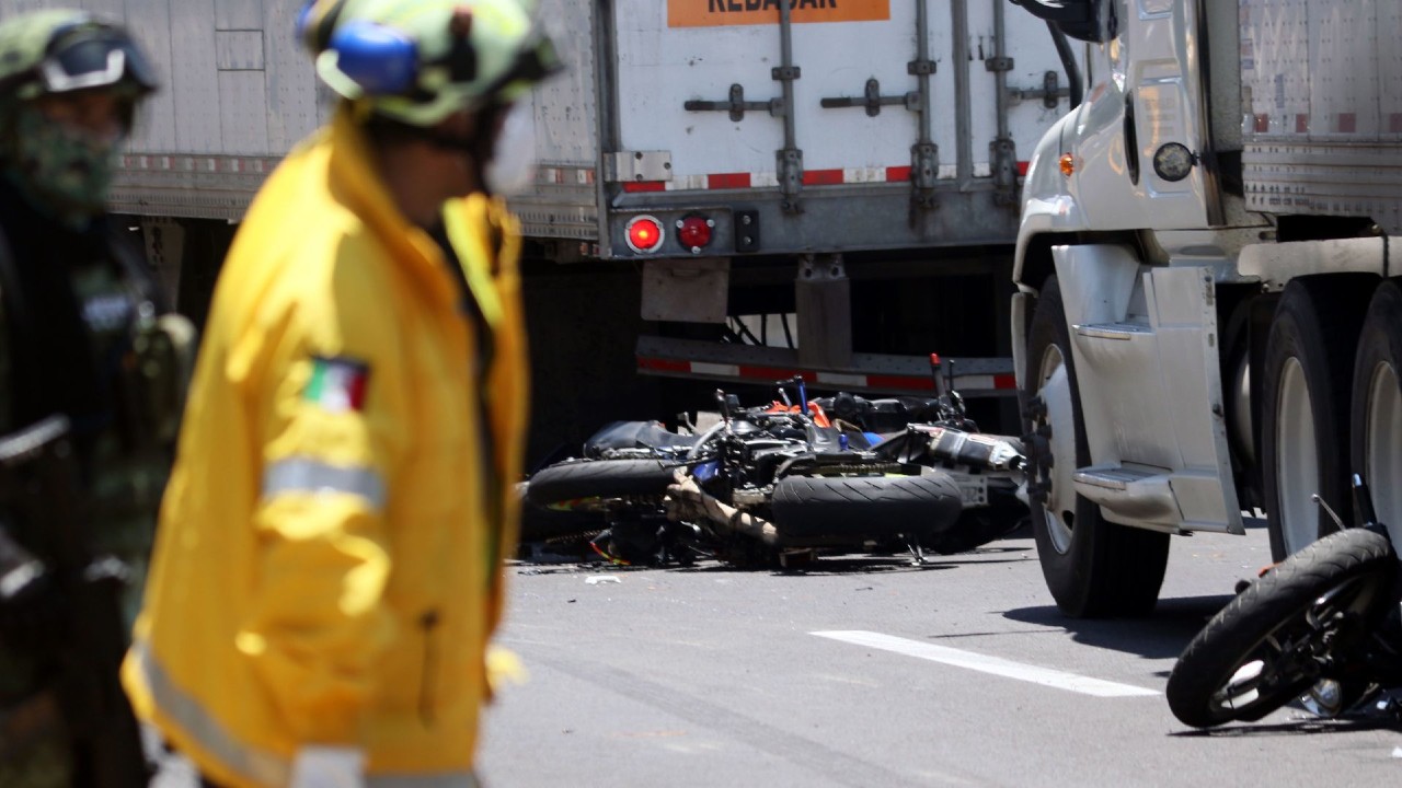 Accidentes son porque gana la adrenalina o ‘picudean’, afirman motociclistas con trayectoria