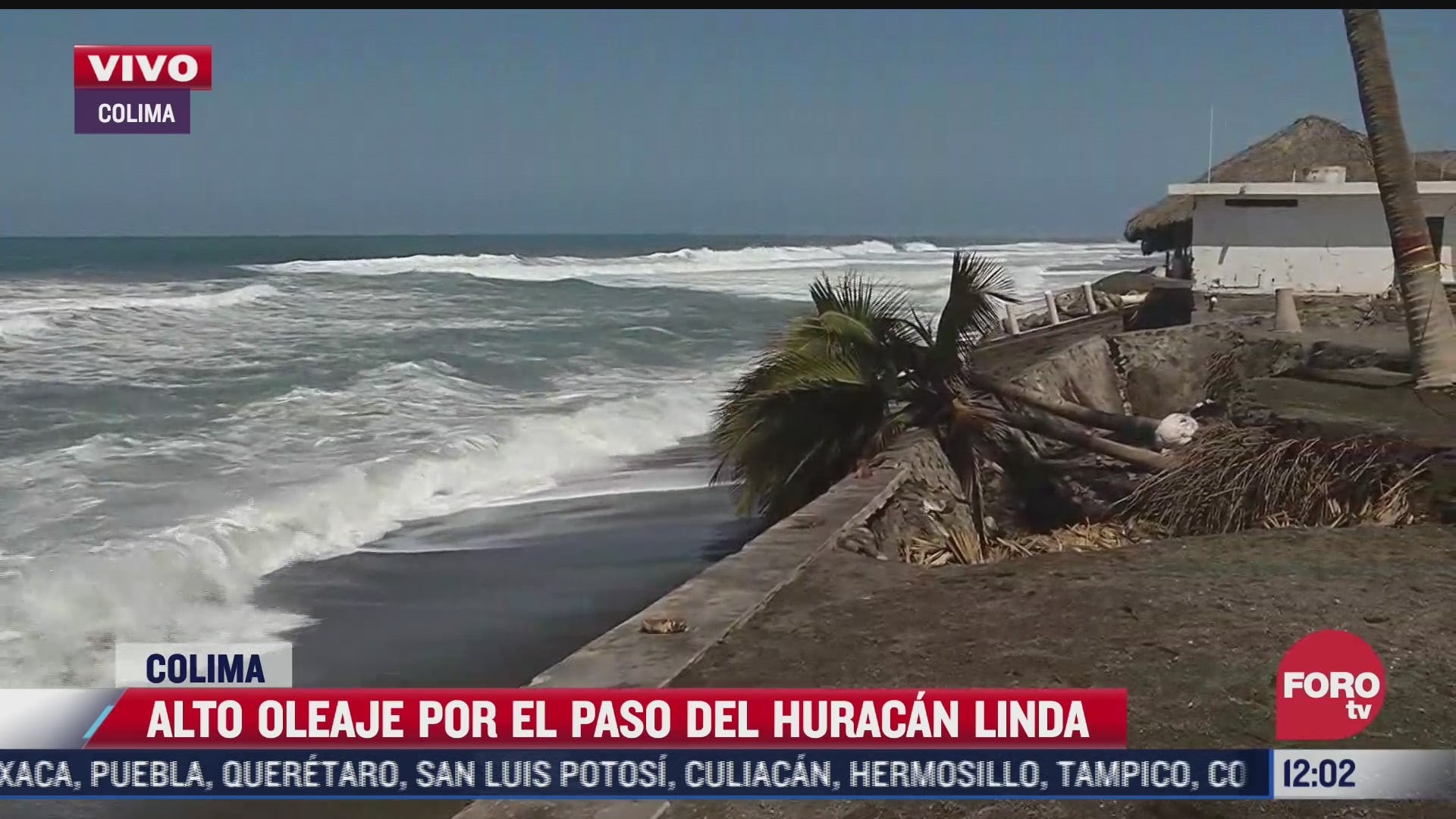 Alto oleaje en Colima por huracán Linda