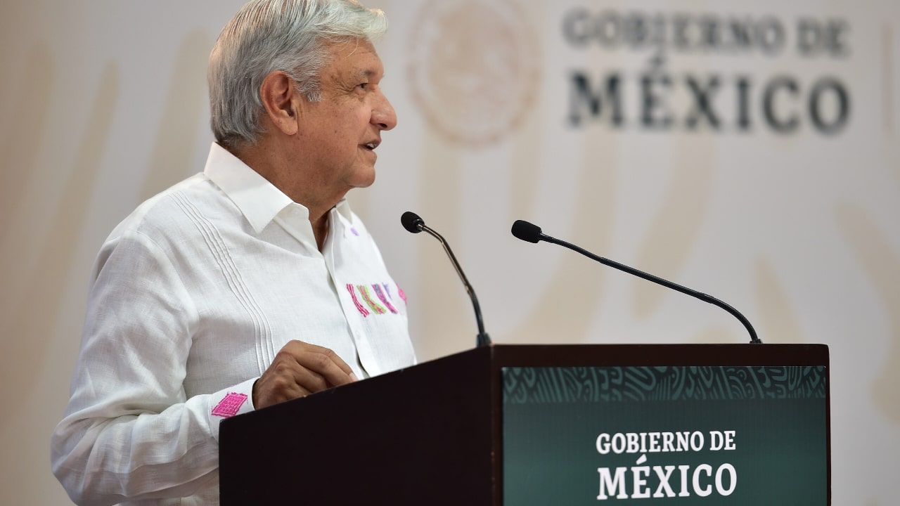 El presidente de México, Andrés Manuel López Obrador, en su gira por Colima.
