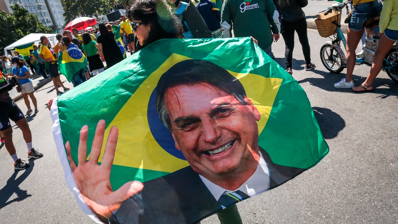 Simpatizantes del presidente de Brasil, Jair Bolsonaro, participan en una movilización a favor del voto impreso (EFE)