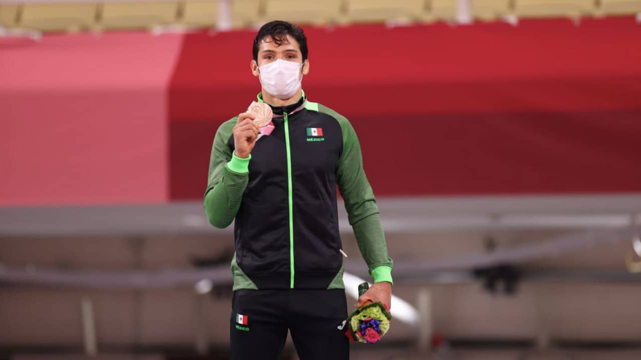 Eduardo Ávila consigue quinta medalla para México en Paralímpicos de Tokyo 2020