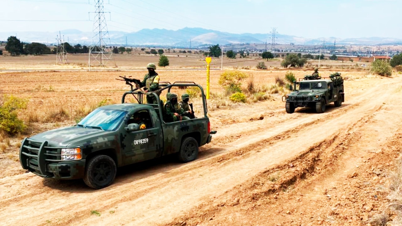 Integrantes del Ejército Mexicano, realizan recorridos en áreas vulnerables para la población