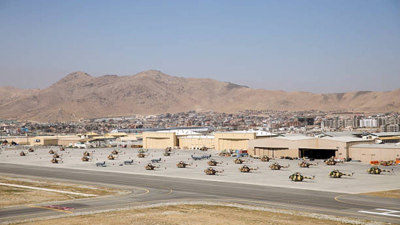 Embajada de EEUU en Kabul avisa "amenazas creíbles" en aeropuerto