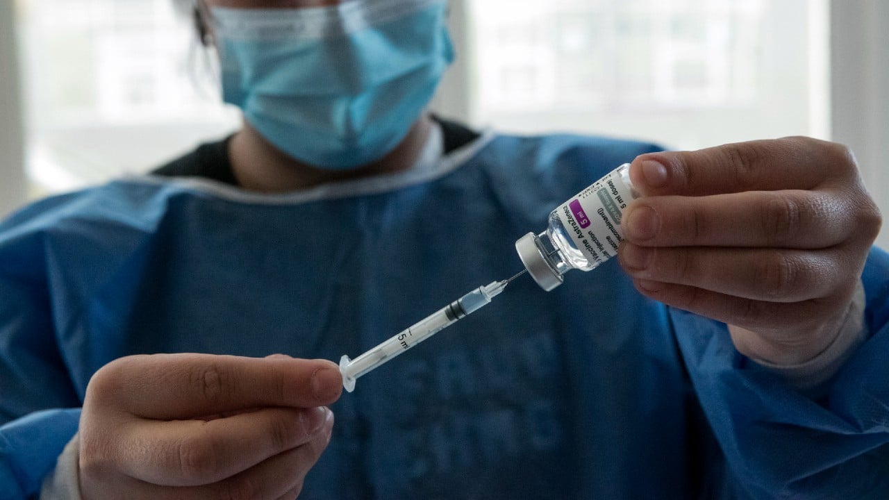 Argentina anuncia que combinará vacunas contra COVID-19