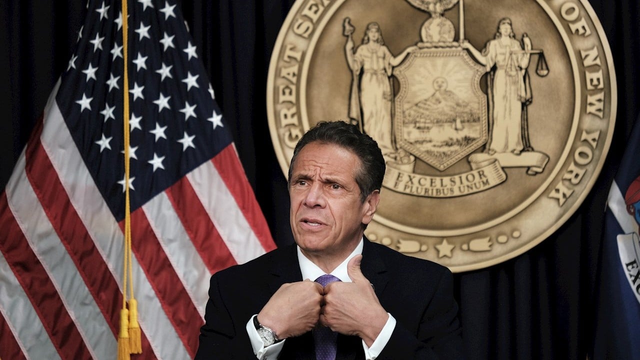 Gobernador de Nueva York acosó a varias empleadas: Fiscalía