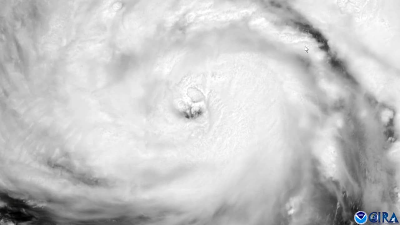 Ida se convierte en huracán categoría 4 antes de tocar tierra en Louisiana, EEUU