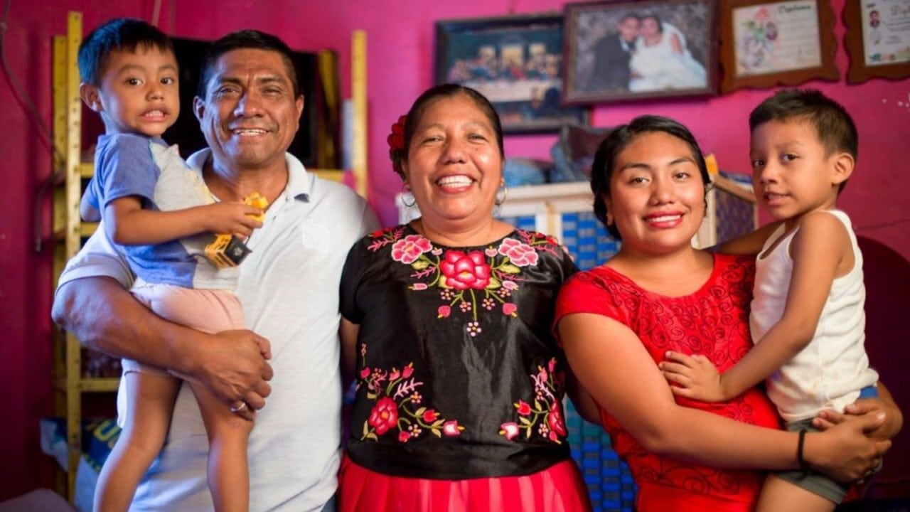 Oaxaca reduce la pobreza mientras que a nivel nacional se incrementa