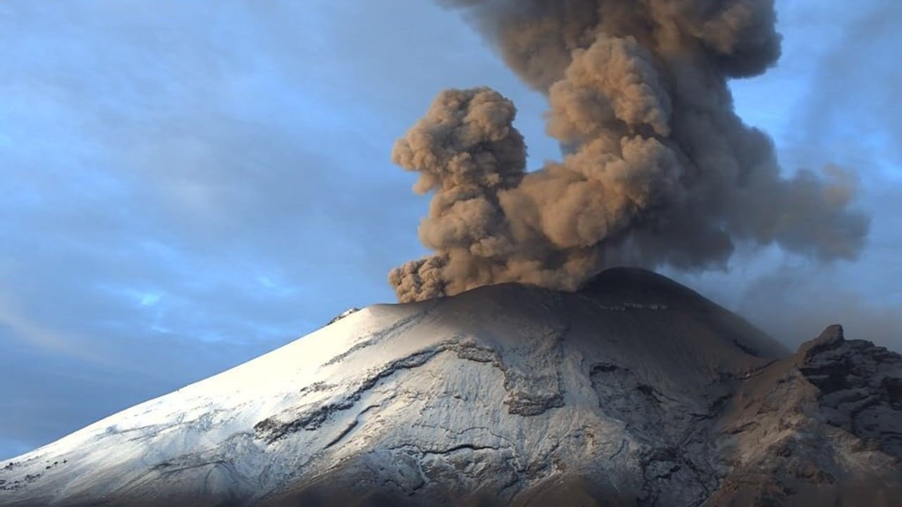 Popocatépetl registra explosión e intensa actividad en las últimas horas