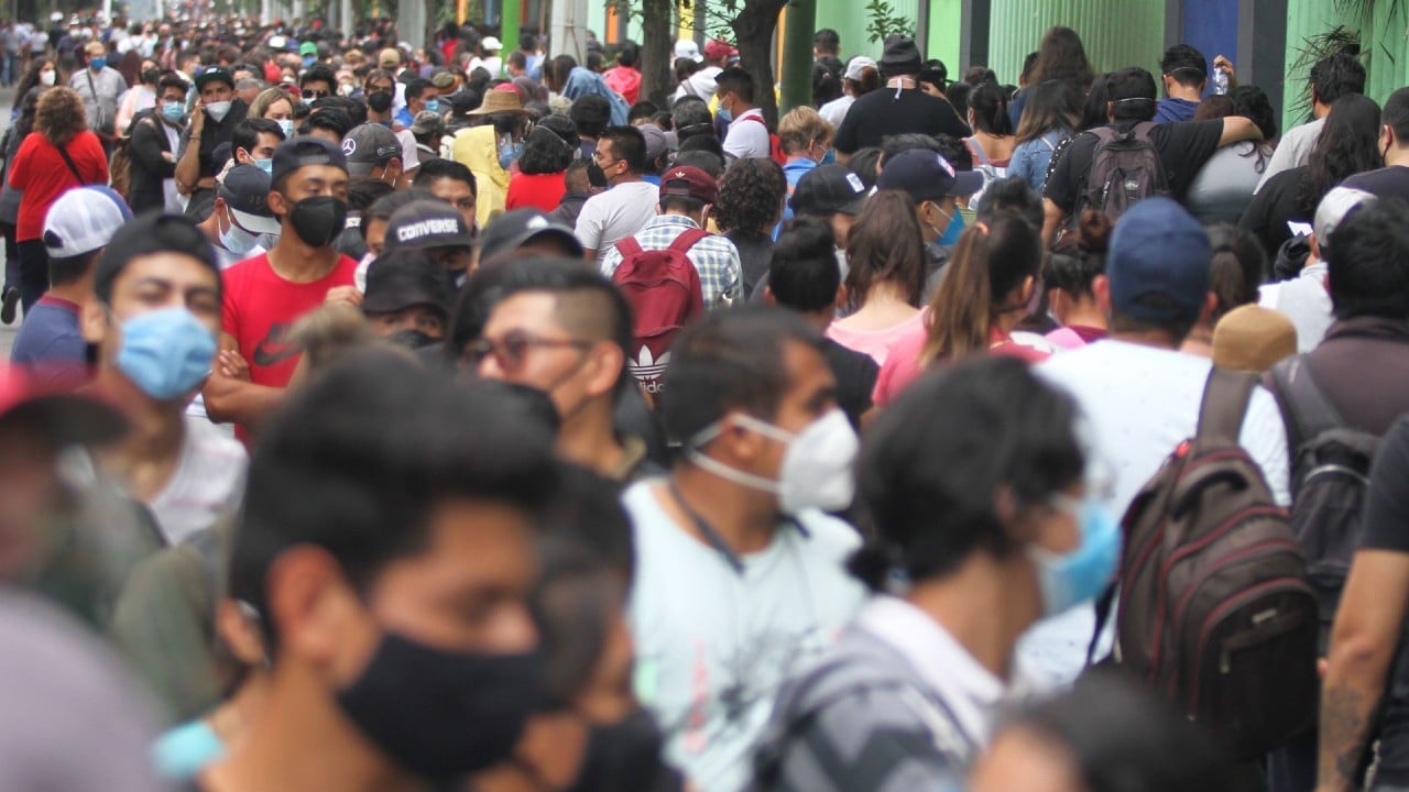Por segundo día se registró caos en la alcaldía Xochimilco para aplicar vacuna contra COVID-19