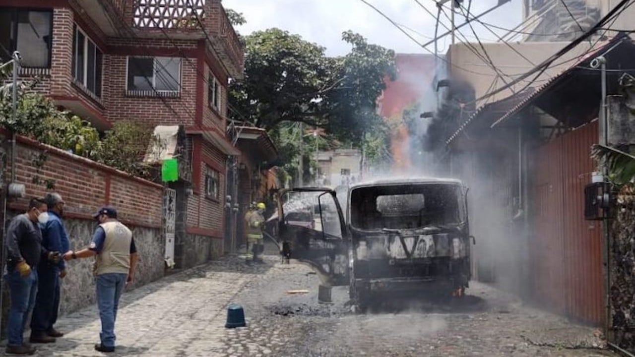Incendio tras fuga de gas LP en Tepoztlán, Morelos (Twitter: @24_morelos)