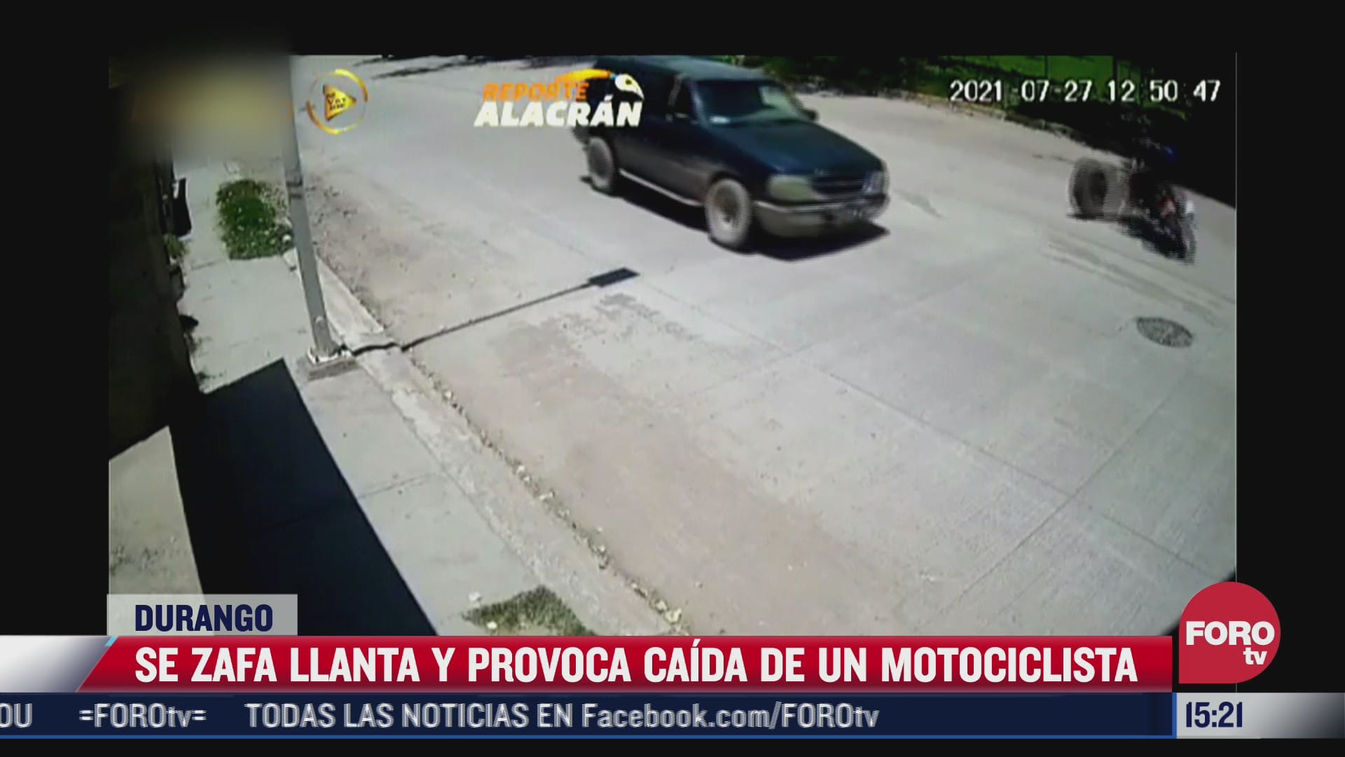 video llanta de camioneta golpea a motociclista
