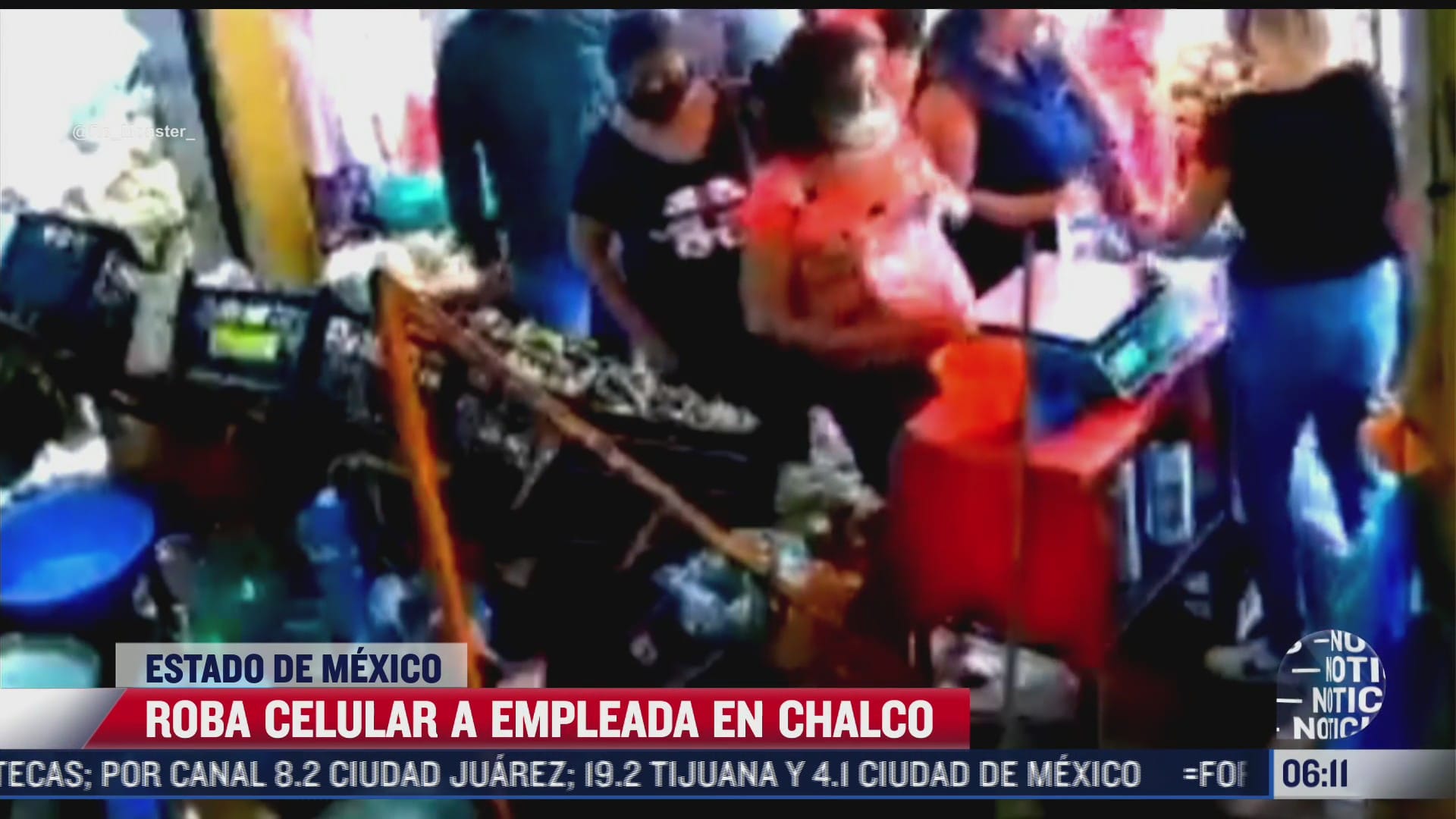 video mujer roba celular a empleada de una verduleria en chalco edomex
