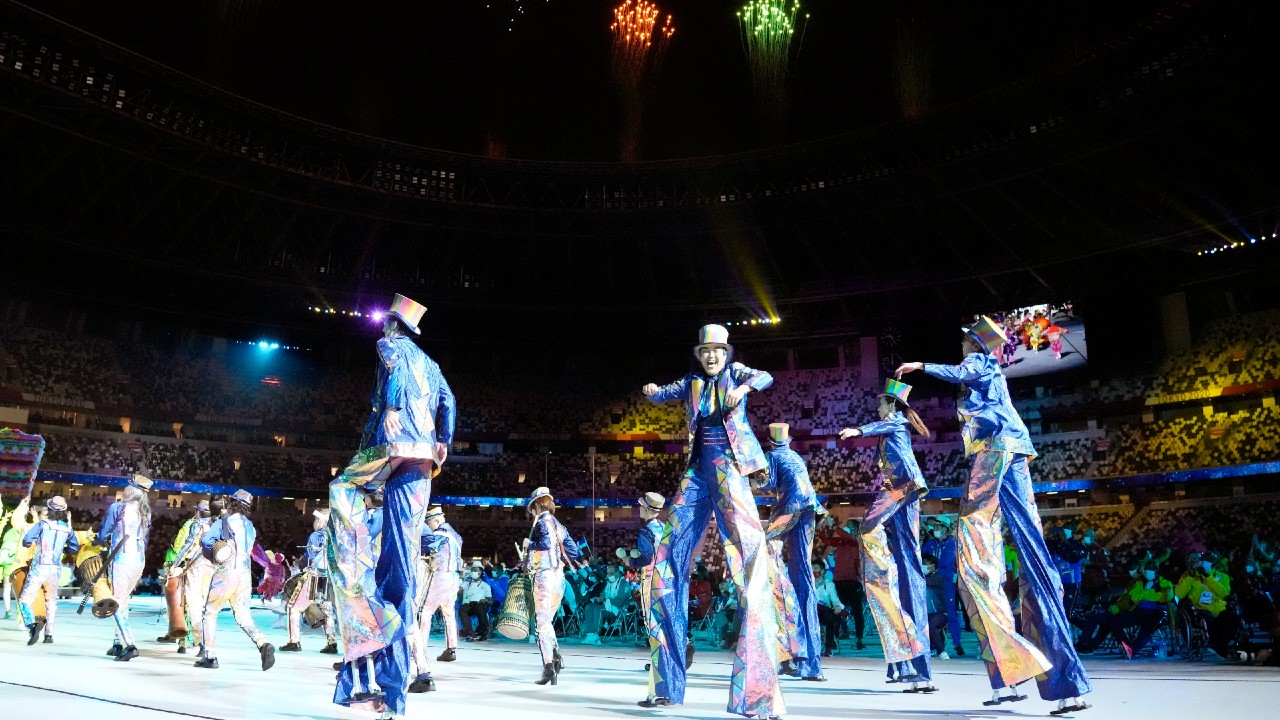 Tokyo cierra los Juegos Paralímpcios y París toma el relevo