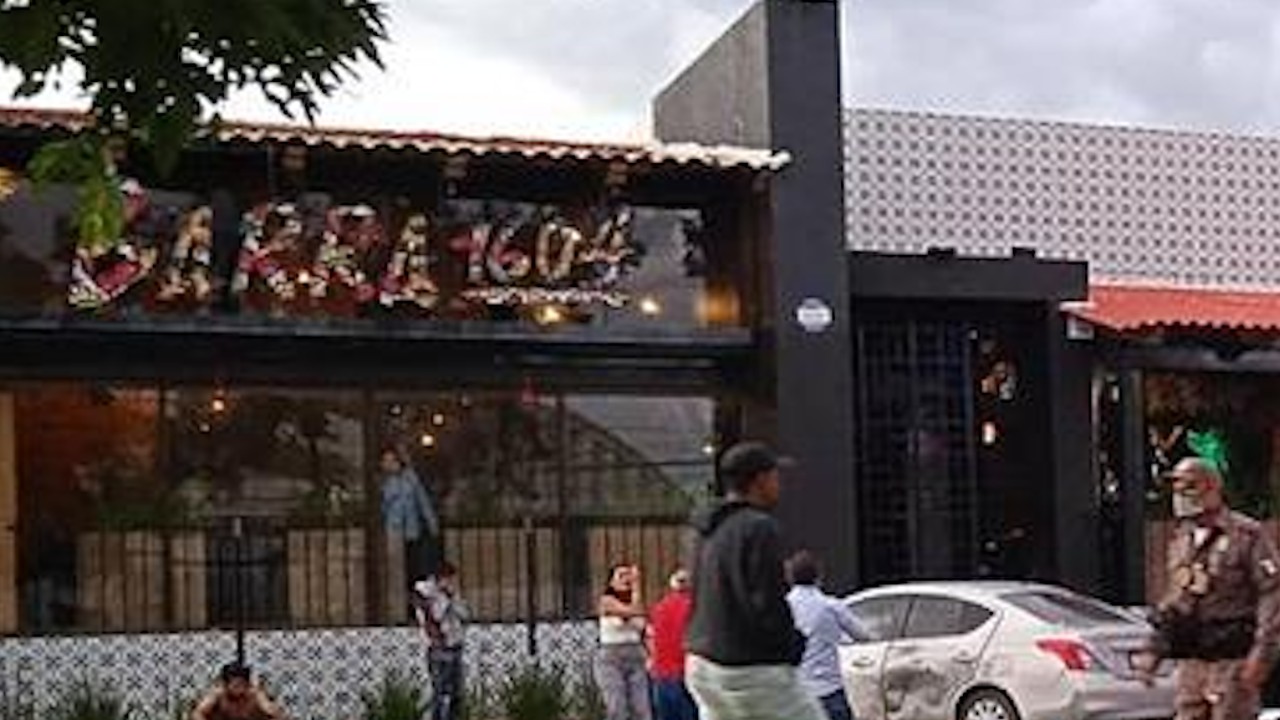 Ataque con explosivo en restaurante de Salamanca, Guanajuato, deja dos muertos