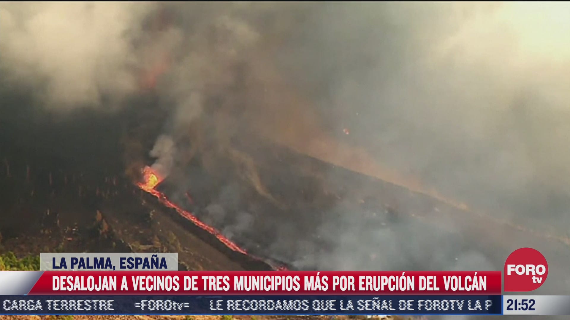 desalojan a vecinos por erupcion de volcan cumbre vieja en espana