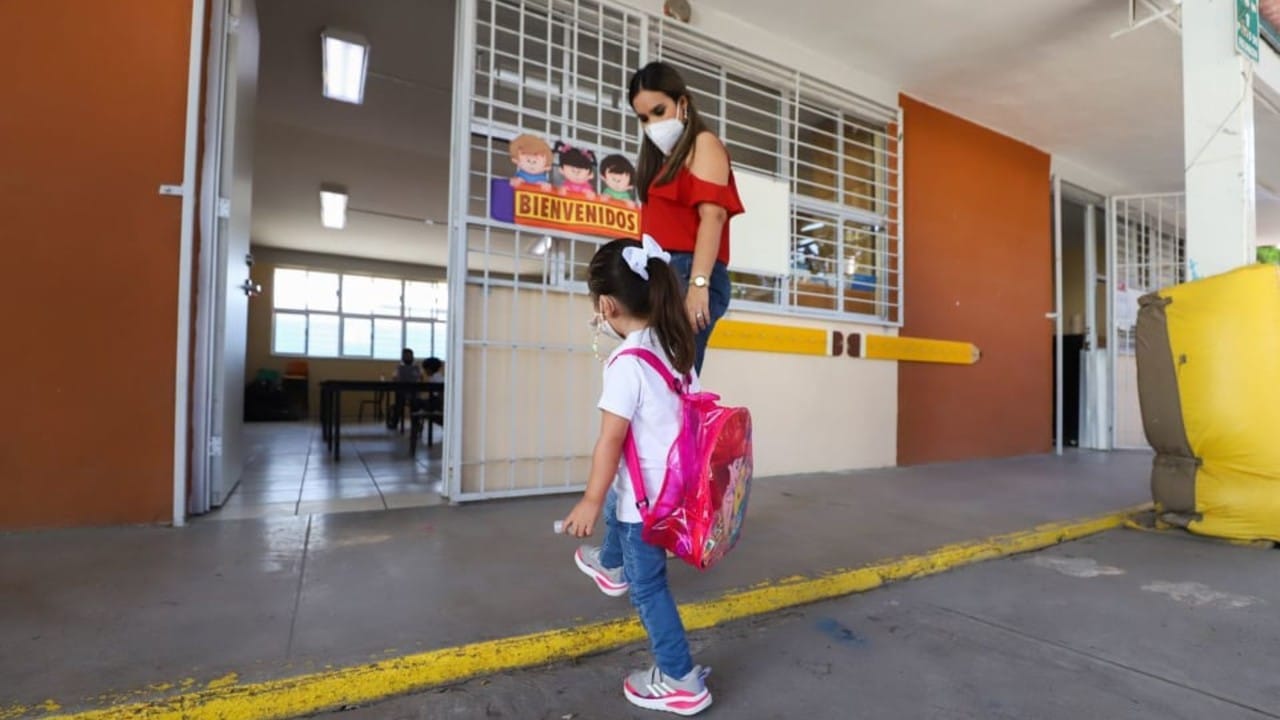 Estudiantes de Coahuila se dicen adaptados a nueva normalidad en escuelas