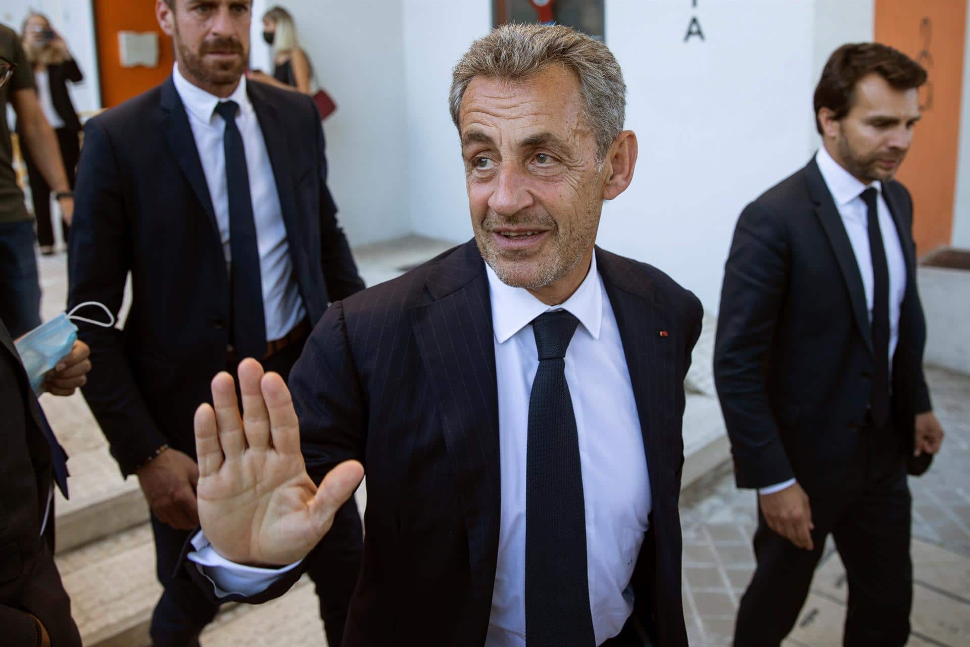 Expresidente francés Sarkozy es declarado culpable de financiación ilegal de campaña