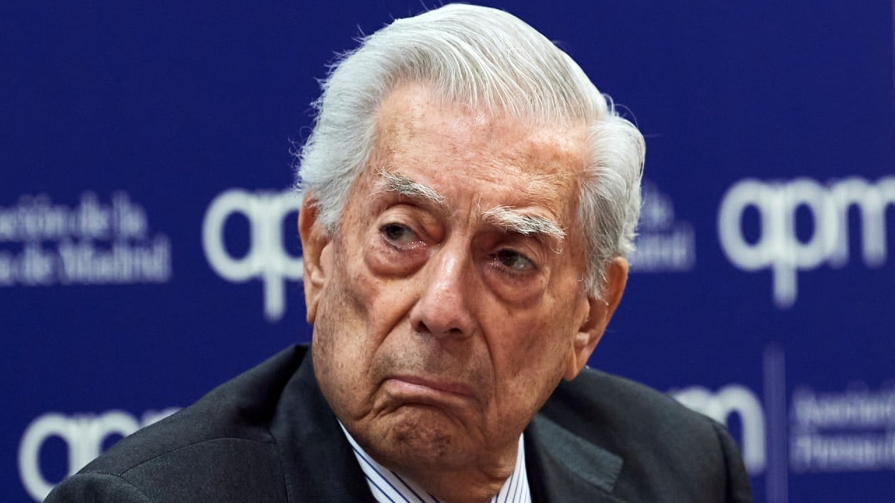Mario Vargas Llosa se alejó de la religión por abuso en su infancia