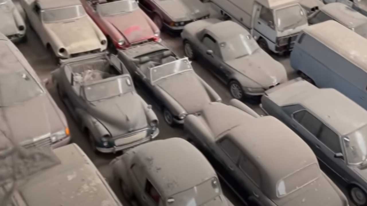 Hallan 175 autos de colección en una bodega abandonada