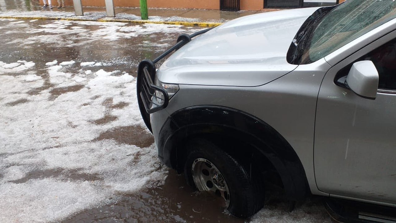 Lluvias y fuerte granizada provocan caos y encharcamientos en Hidalgo