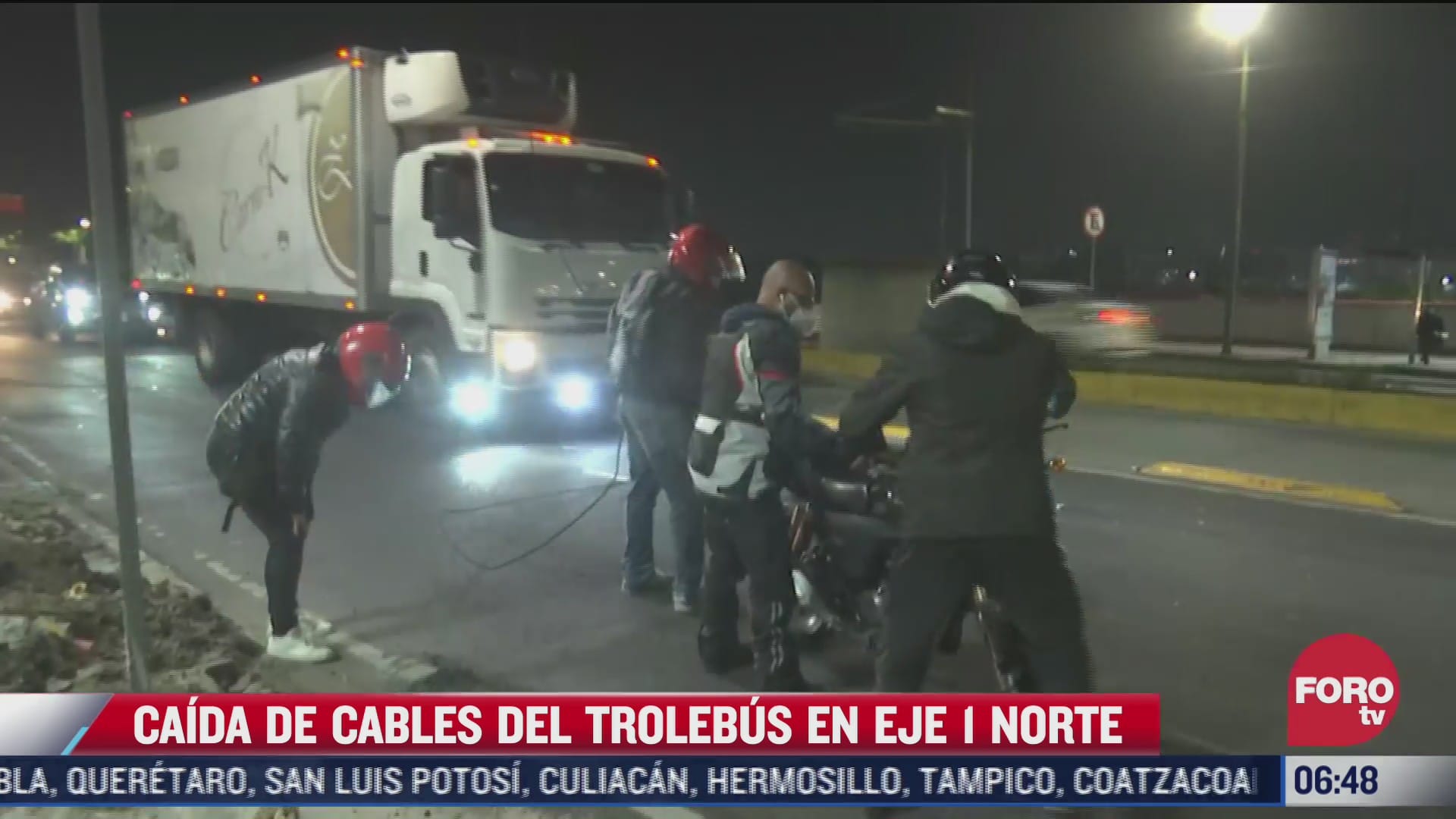 motociclistas se enredan en cables caidos del trolebus cdmx en eje 1 norte