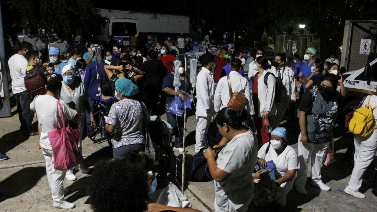 Sismo de magnitud 7.1 con epicentro en Acapulco causa temor en CDMX y varios estados; muere un joven