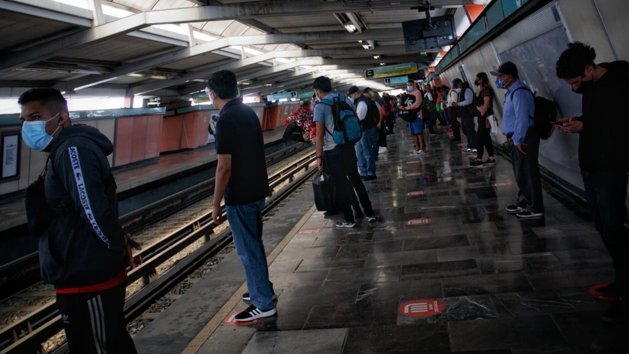Usuarios del Metro, en la CDMX