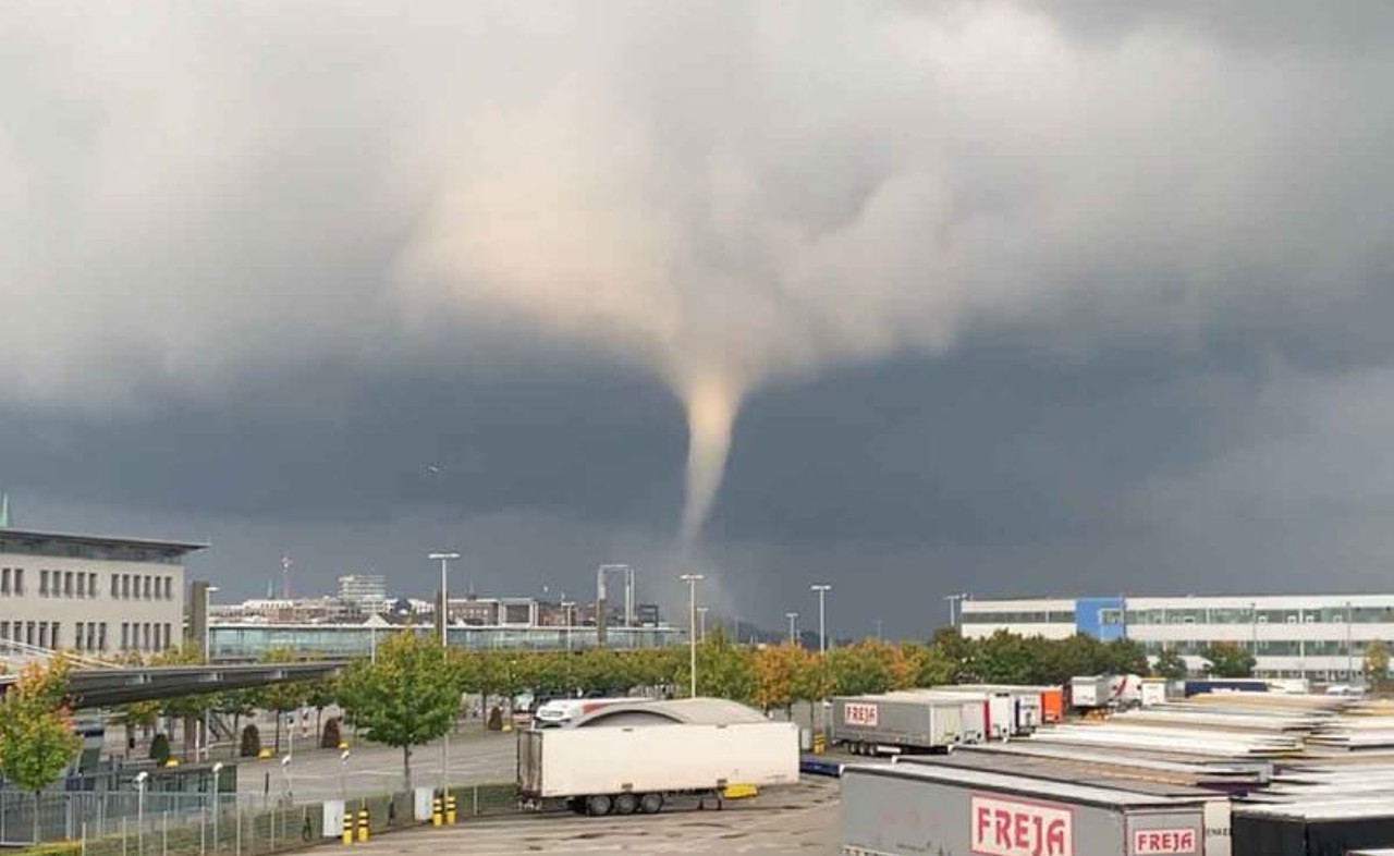 Video: Tornado deja varios lesionados en Kiel, Alemania.