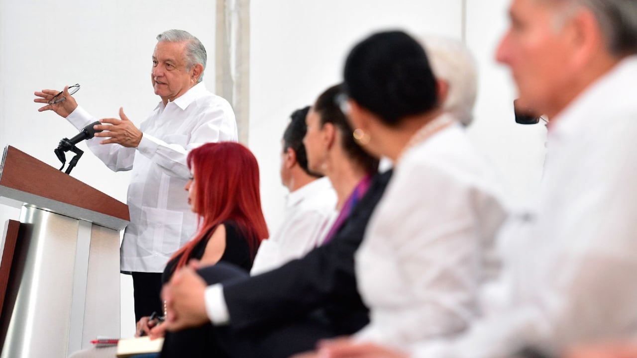 El presidente Andrés Manuel López Obrador en su conferencia de prensa matutina desde Campeche.