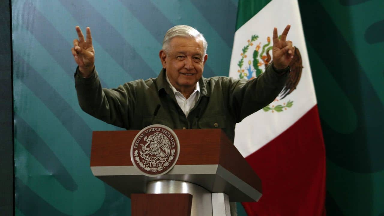 Andrés Manuel López Obrador durante la conferencia matutina en el estado de Morelos