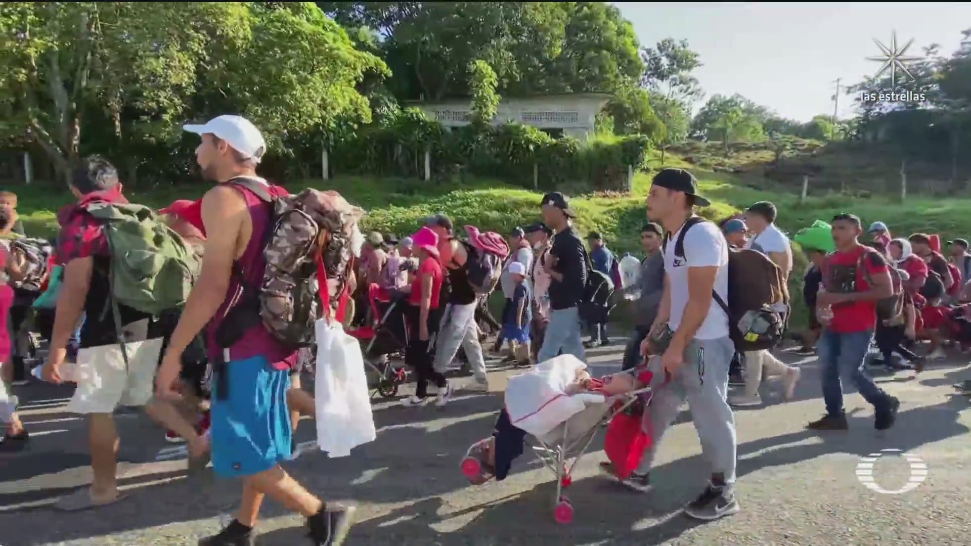 caravana de migrantes avanza sobre chiapas