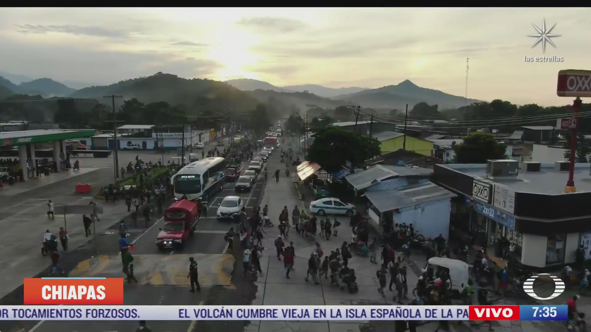 caravana migrante descansa en acacoyagua chiapas en su trayecto a cdmx