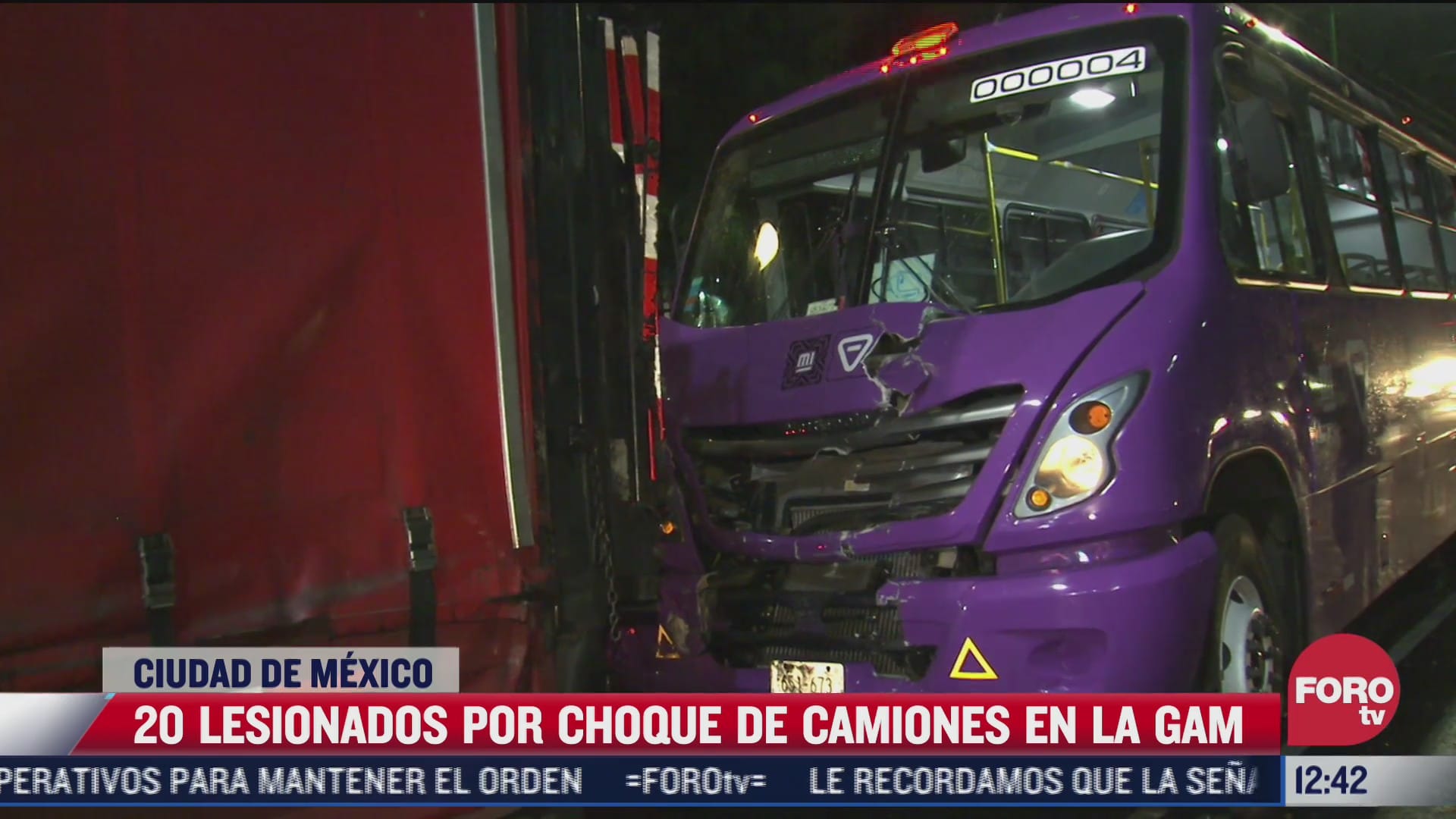 choca autobus de pasajeros contra camion de refrescos en cdmx hay 20 heridos
