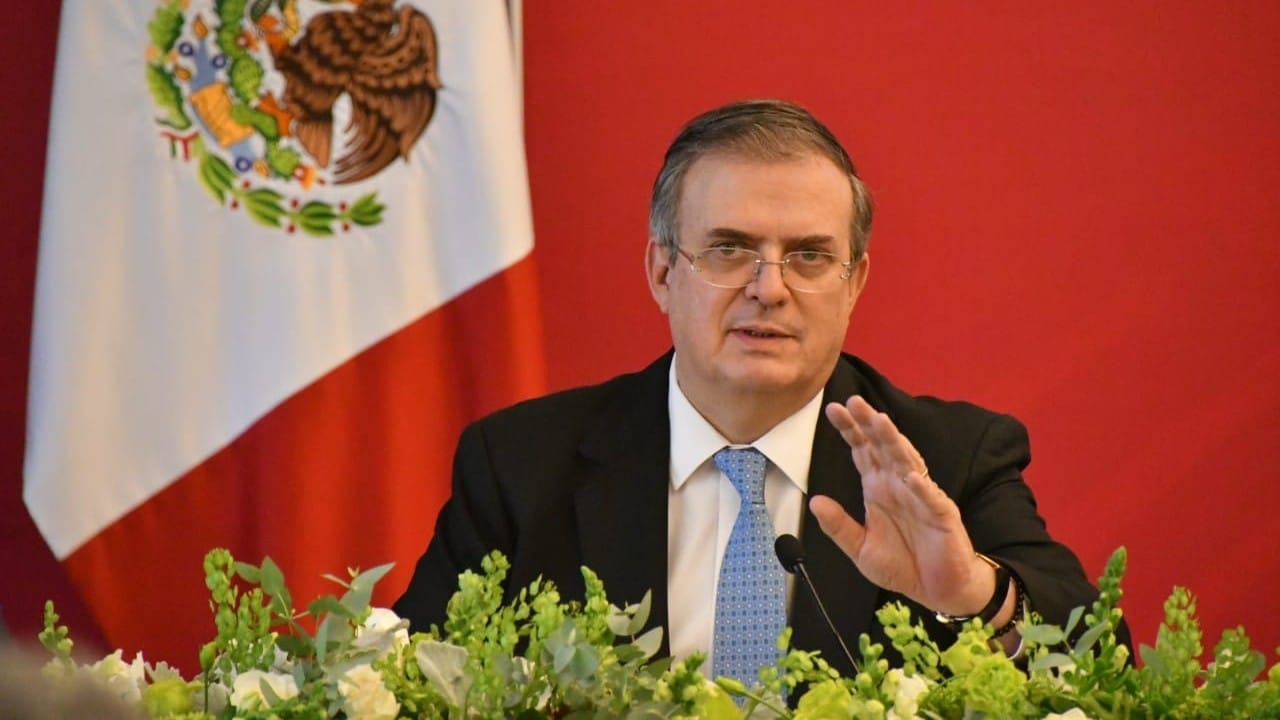 Marcelo Ebrard presenta el libro ‘Embajadores de Estados Unidos en México’