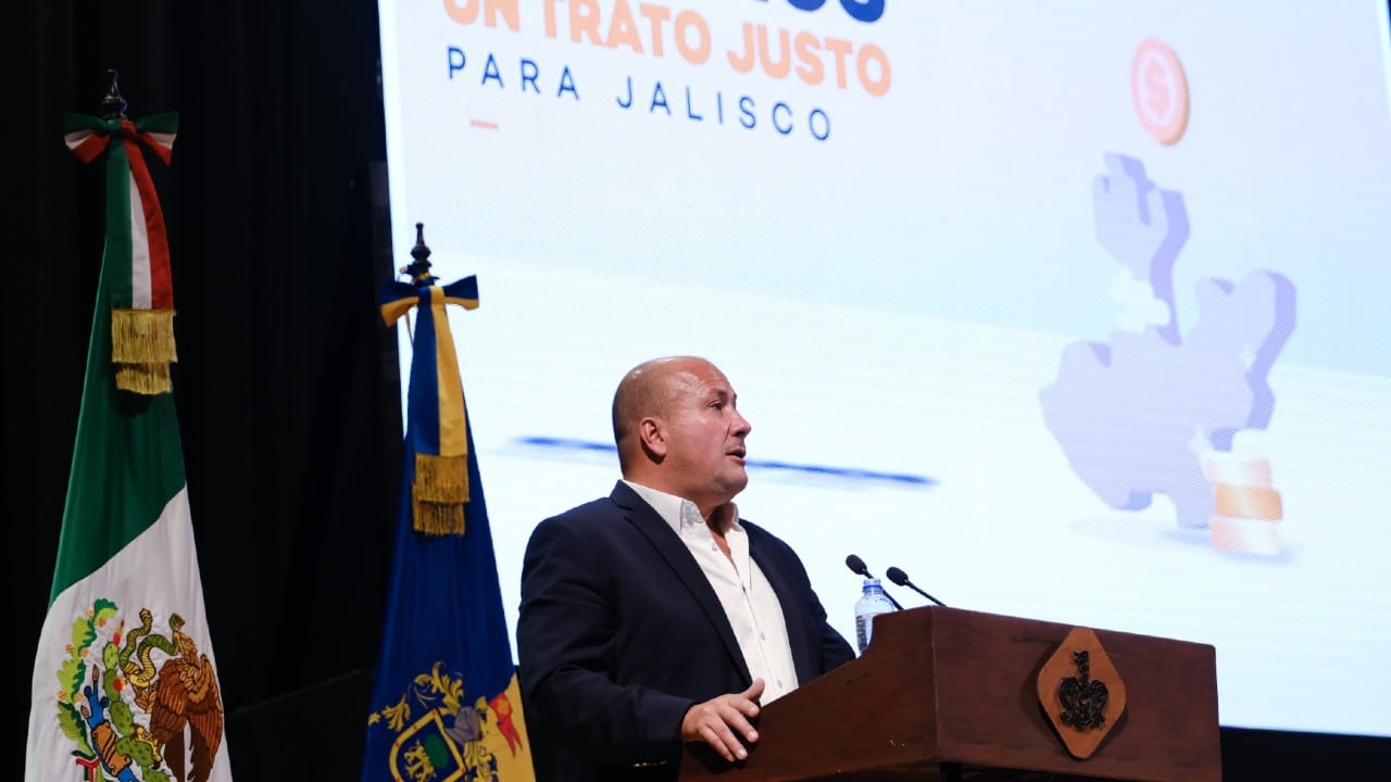 Enrique Alfaro, gobernador de Jalisco, presenta consulta del Pacto Fiscal