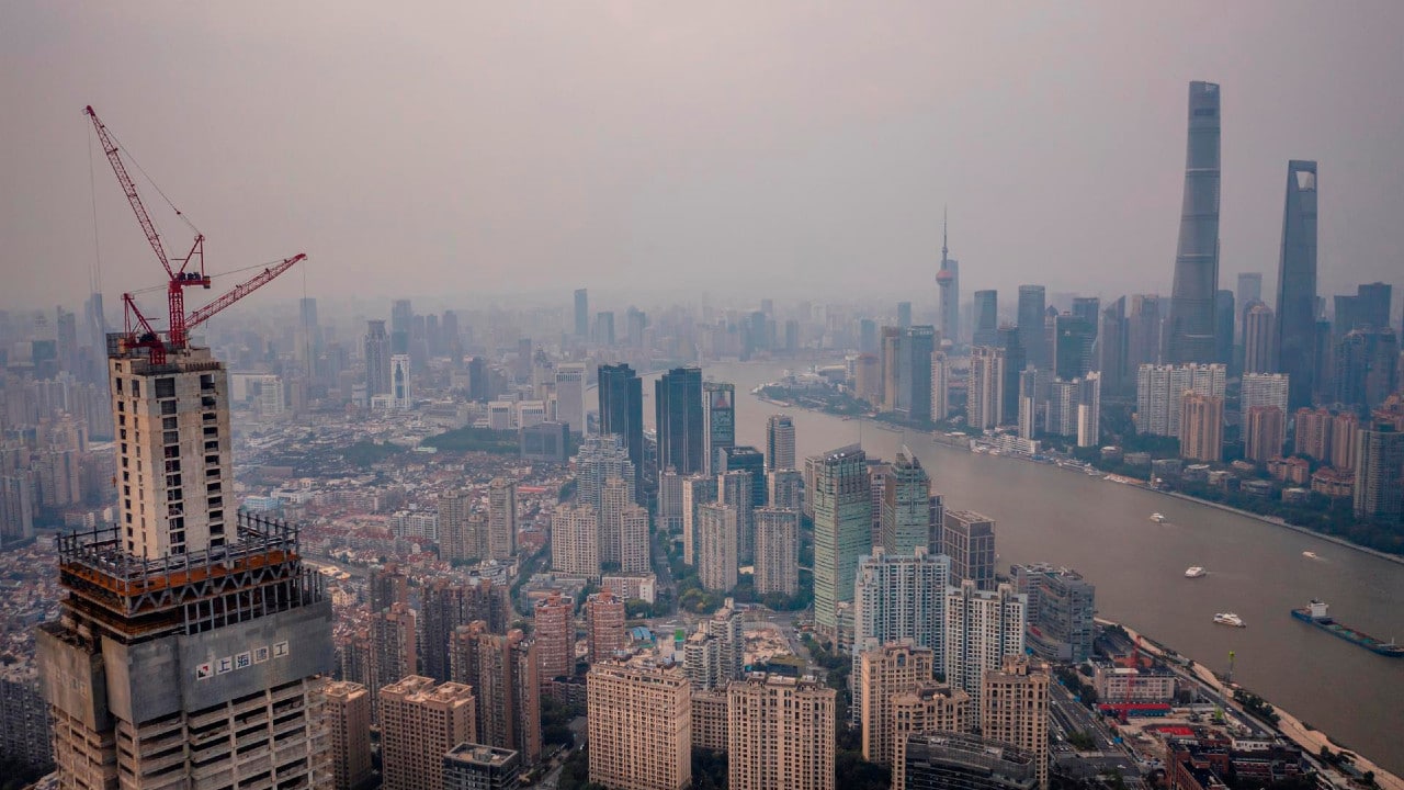 China Evergrande reanudará trabajos en más de 10 proyectos inmobiliarios